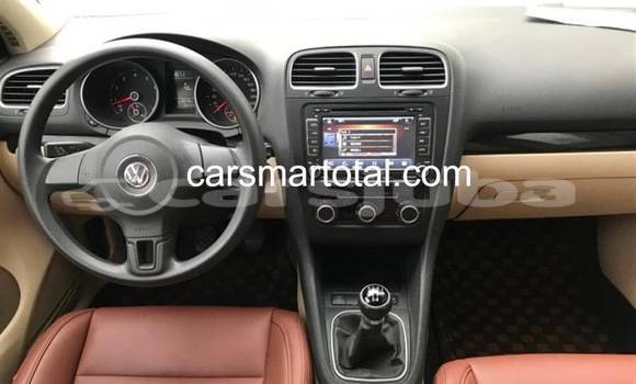 Buy Used Volkswagen Golf Silver Car in Juba in South Sudan Buy Used Volkswagen Golf Silver Car in Juba in South Sudan