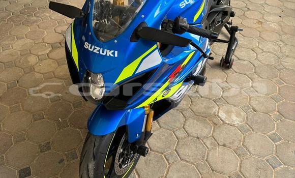 Buy Used Suzuki GSX-R Blue Bike in Juba in South Sudan