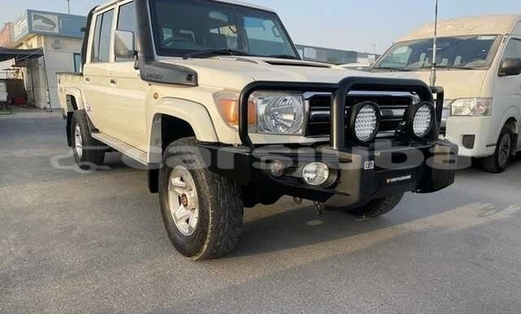 Buy Used Toyota LITEACE White Truck in Juba in South Sudan Buy Used Toyota LITEACE White Truck in Juba in South Sudan