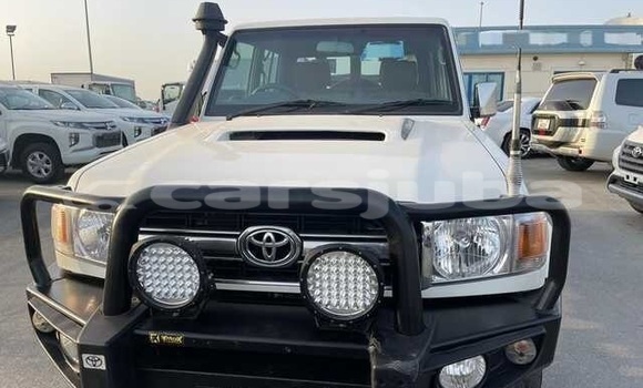 Buy Used Toyota LITEACE White Truck in Juba in South Sudan Buy Used Toyota LITEACE White Truck in Juba in South Sudan