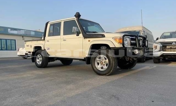 Buy Used Toyota LITEACE White Truck in Juba in South Sudan Buy Used Toyota LITEACE White Truck in Juba in South Sudan
