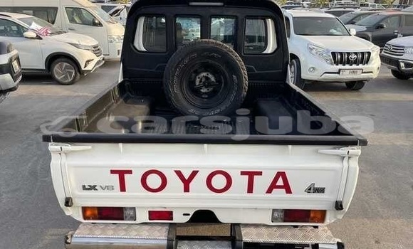 Buy Used Toyota LITEACE White Truck in Juba in South Sudan Buy Used Toyota LITEACE White Truck in Juba in South Sudan