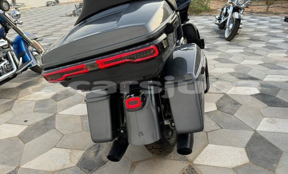 Buy Used Harley Davidson Road Glide Silver Bike in Juba in South Sudan Buy Used Harley Davidson Road Glide Silver Bike in Juba in South Sudan