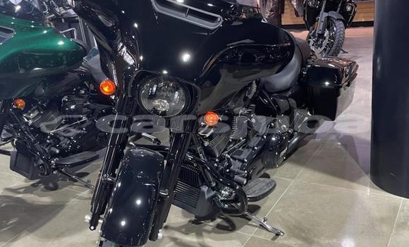 Buy Used Harley Davidson Street Glide Black Bike in Juba in South Sudan Buy Used Harley Davidson Street Glide Black Bike in Juba in South Sudan