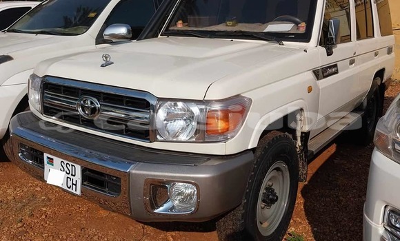 Medium with watermark toyota highlander south sudan malakal 287