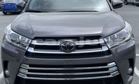 Buy Used Toyota Highlander Other Car in Aweil in South Sudan Buy Used Toyota Highlander Other Car in Aweil in South Sudan