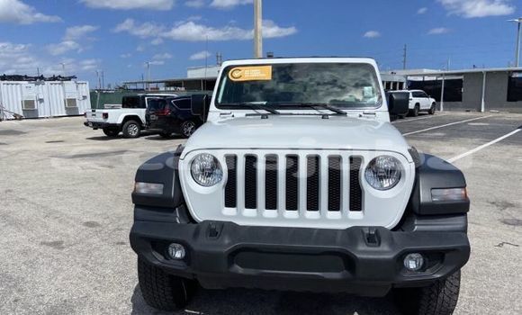 Buy Used Jeep Wrangler White Car in Pajok in South Sudan Buy Used Jeep Wrangler White Car in Pajok in South Sudan