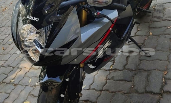 Buy Used Suzuki GSX-R Beige Bike in Juba in South Sudan Buy Used Suzuki GSX-R Beige Bike in Juba in South Sudan