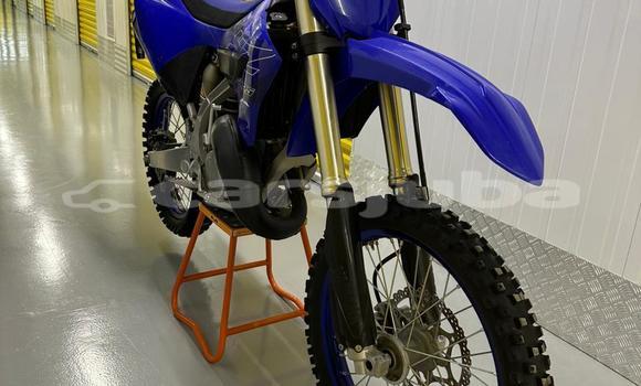 اشتري مستعمل Yamaha YZ Blue دراجة نارية في Juba في South Sudan