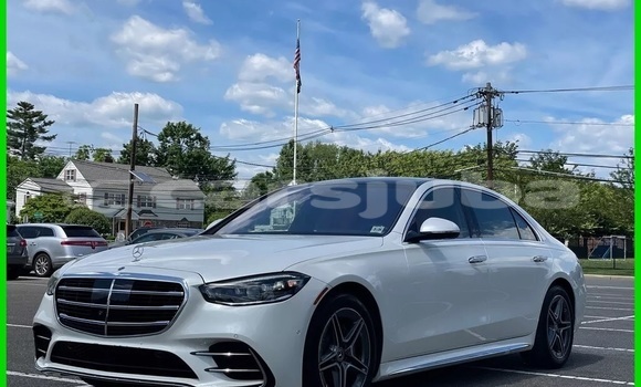 Nunua Ilio tumika Mercedes‒Benz S–Class White Gari ndani ya Gogrial nchini South Sudan Nunua Ilio tumika Mercedes‒Benz S–Class White Gari ndani ya Gogrial nchini South Sudan