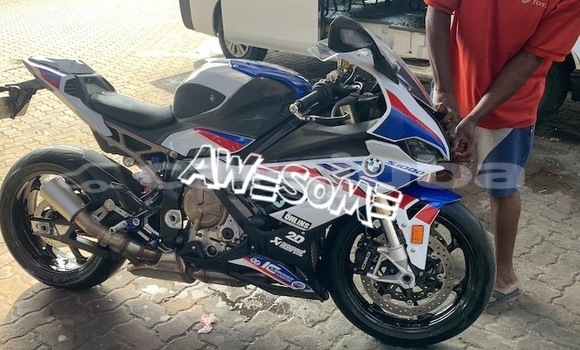 Buy Used BMW S 1000 Blue Bike in Juba in South Sudan Buy Used BMW S 1000 Blue Bike in Juba in South Sudan