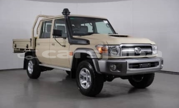 Buy Used Toyota Land Cruiser White Car in Juba in South Sudan Buy Used Toyota Land Cruiser White Car in Juba in South Sudan