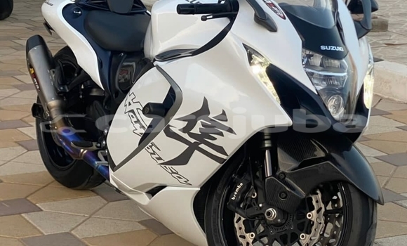 Buy Used Suzuki HAYABUSA White Bike in Juba in South Sudan Buy Used Suzuki HAYABUSA White Bike in Juba in South Sudan