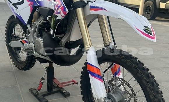 Buy Used Yamaha YZ White Bike in Juba in South Sudan