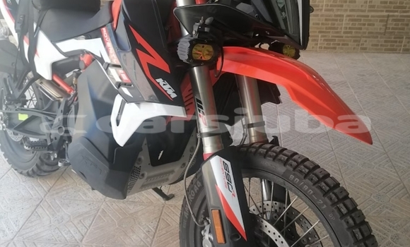 اشتري مستعمل KTM ADVENTURE White دراجة نارية في Juba في South Sudan اشتري مستعمل KTM ADVENTURE White دراجة نارية في Juba في South Sudan