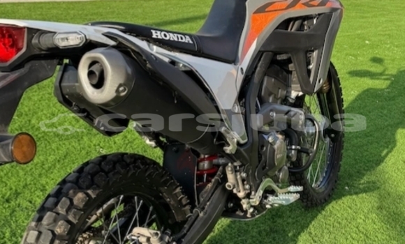 اشتري مستعمل Honda CRF Beige دراجة نارية في Juba في South Sudan اشتري مستعمل Honda CRF Beige دراجة نارية في Juba في South Sudan