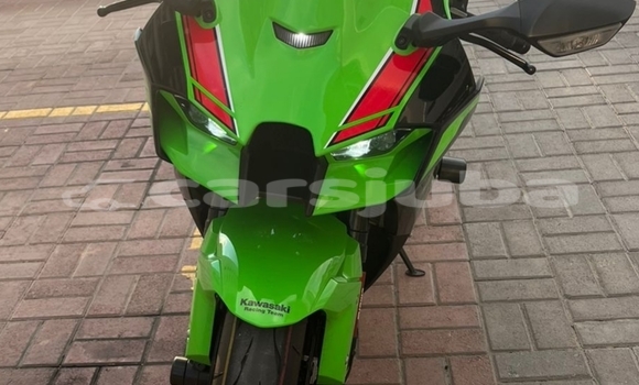 Nunua Ilio tumika Kawasaki Ninja ZX-10R Green Bike ndani ya Juba nchini South Sudan Nunua Ilio tumika Kawasaki Ninja ZX-10R Green Bike ndani ya Juba nchini South Sudan