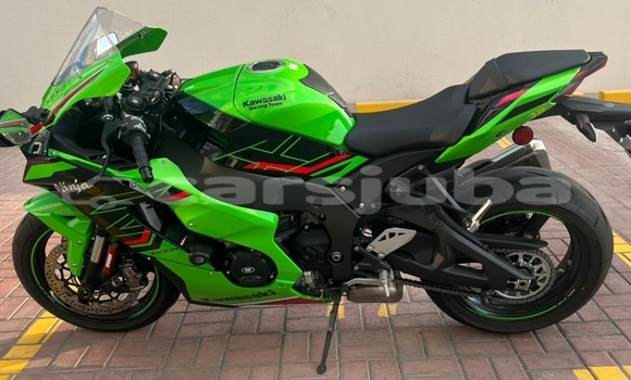 Nunua Ilio tumika Kawasaki Ninja ZX-10R Green Bike ndani ya Juba nchini South Sudan Nunua Ilio tumika Kawasaki Ninja ZX-10R Green Bike ndani ya Juba nchini South Sudan