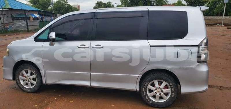 Big with watermark toyota noah south sudan juba 696