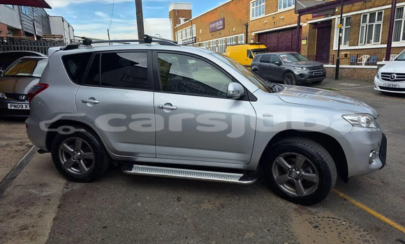 Buy Used Toyota RAV 4 Silver Car in Juba in South Sudan Buy Used Toyota RAV 4 Silver Car in Juba in South Sudan