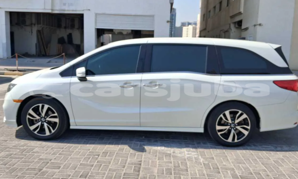 Buy Used Honda Odyssey White Car in Juba in South Sudan Buy Used Honda Odyssey White Car in Juba in South Sudan