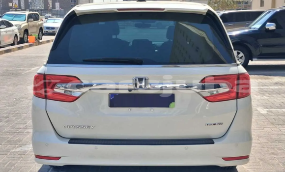 Buy Used Honda Odyssey White Car in Juba in South Sudan Buy Used Honda Odyssey White Car in Juba in South Sudan