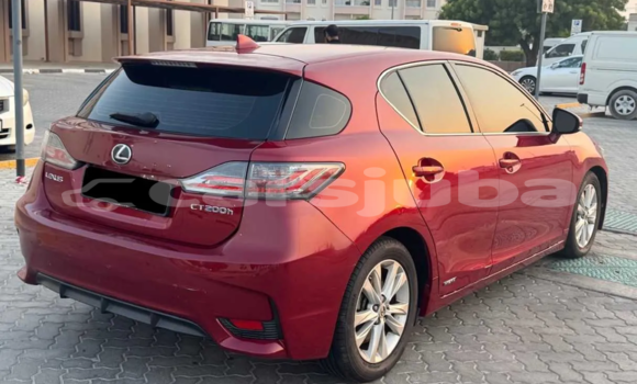 Nunua Ilio tumika Lexus CT Red Gari ndani ya Juba nchini South Sudan Nunua Ilio tumika Lexus CT Red Gari ndani ya Juba nchini South Sudan