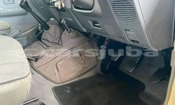 Buy Used Toyota Land Cruiser Beige Car in Gogrial in South Sudan Buy Used Toyota Land Cruiser Beige Car in Gogrial in South Sudan