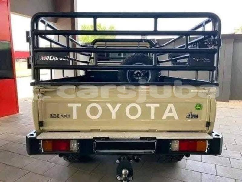 Big with watermark toyota land cruiser south sudan gogrial 761