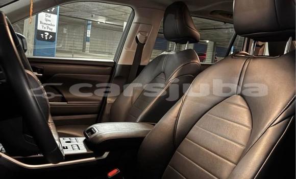 Buy Used Toyota Highlander White Car in Malakal in South Sudan Buy Used Toyota Highlander White Car in Malakal in South Sudan
