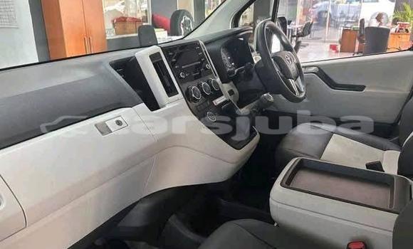 Buy Used Toyota Hiace White Car in Juba in South Sudan Buy Used Toyota Hiace White Car in Juba in South Sudan