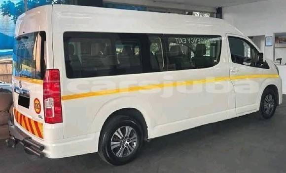 Buy Used Toyota Hiace White Car in Juba in South Sudan Buy Used Toyota Hiace White Car in Juba in South Sudan
