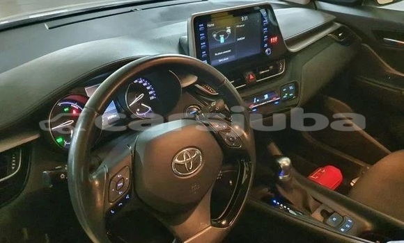 Buy Used Toyota C-HR White Car in Juba in South Sudan Buy Used Toyota C-HR White Car in Juba in South Sudan