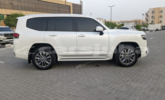 Buy Used Toyota Land Cruiser White Car in Juba in South Sudan Buy Used Toyota Land Cruiser White Car in Juba in South Sudan