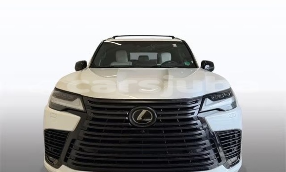 Buy Used Lexus LX White Car in Juba in South Sudan