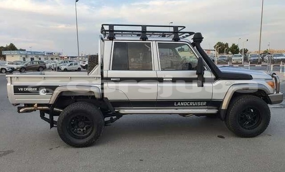 Buy Used Toyota Pickup Silver Car in Juba in South Sudan Buy Used Toyota Pickup Silver Car in Juba in South Sudan