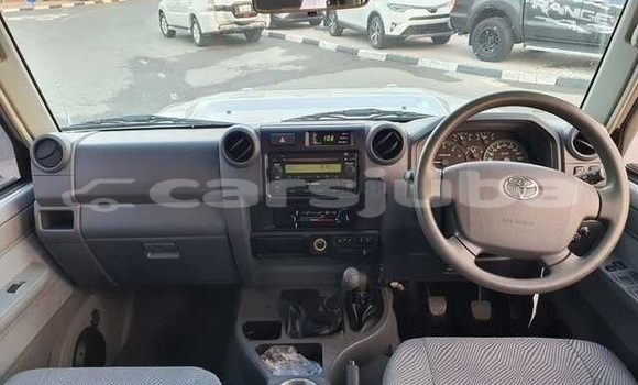 Buy Used Toyota Pickup Silver Car in Juba in South Sudan Buy Used Toyota Pickup Silver Car in Juba in South Sudan