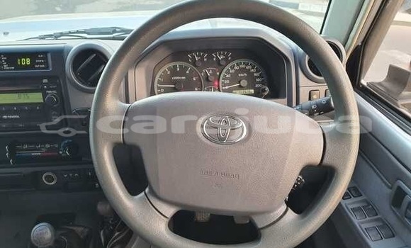 Buy Used Toyota Pickup Silver Car in Juba in South Sudan Buy Used Toyota Pickup Silver Car in Juba in South Sudan