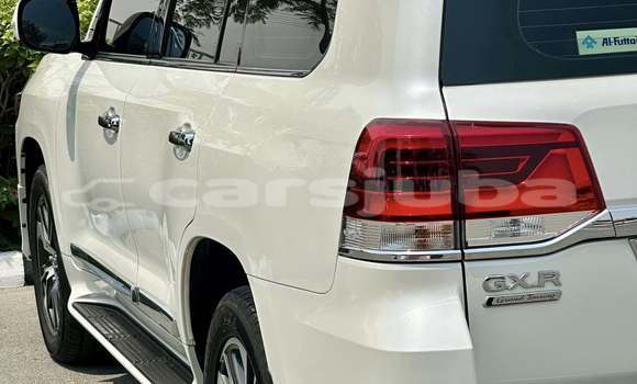 Buy Used Toyota Land Cruiser White Car in Rumbek in South Sudan Buy Used Toyota Land Cruiser White Car in Rumbek in South Sudan