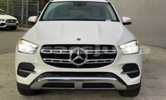 Buy Used Mercedes‒Benz GL–Class White Car in Rumbek in South Sudan