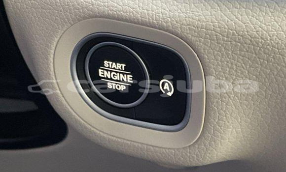 Buy Used Mercedes‒Benz GL–Class White Car in Rumbek in South Sudan Buy Used Mercedes‒Benz GL–Class White Car in Rumbek in South Sudan