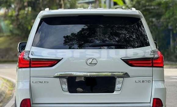 Buy Used Lexus LX 570 White Car in Juba in South Sudan Buy Used Lexus LX 570 White Car in Juba in South Sudan