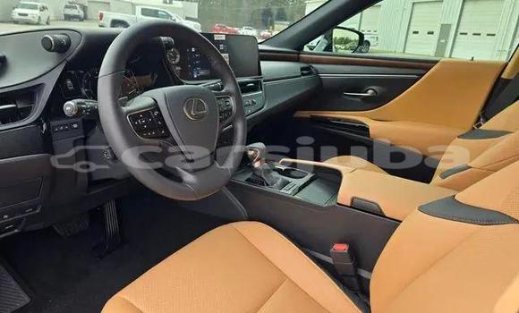 Buy Used Lexus ES 300 Black Car in Juba in South Sudan Buy Used Lexus ES 300 Black Car in Juba in South Sudan