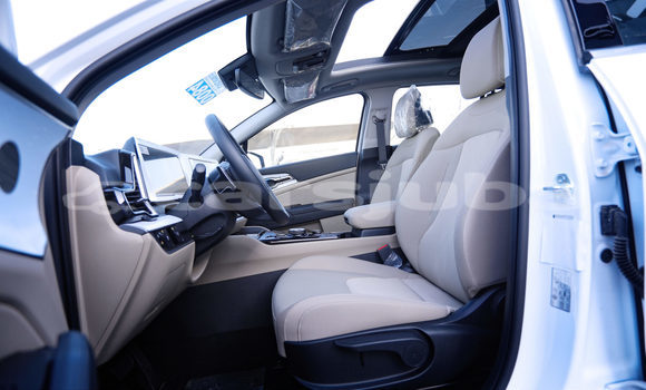 Buy Used Kia Sportage White Car in Juba in South Sudan Buy Used Kia Sportage White Car in Juba in South Sudan
