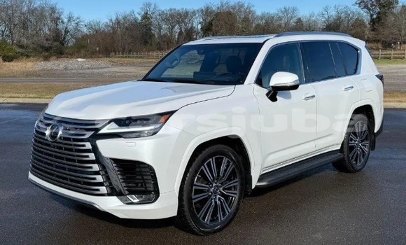Buy Used Lexus LX White Car in Malakal in South Sudan