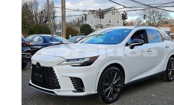 اشتري مستعمل Lexus RX 350 White سيارة في Juba في South Sudan