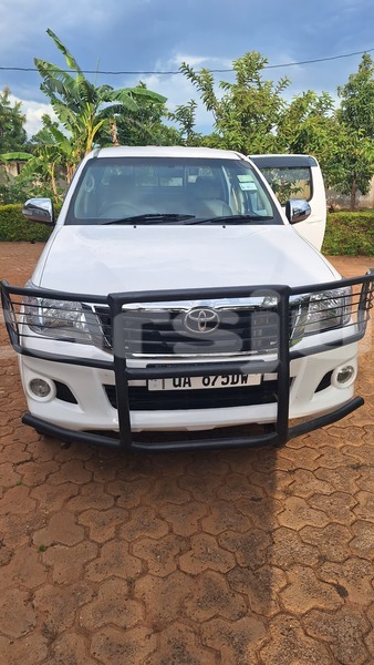 Big with watermark toyota hilux south sudan juba 831