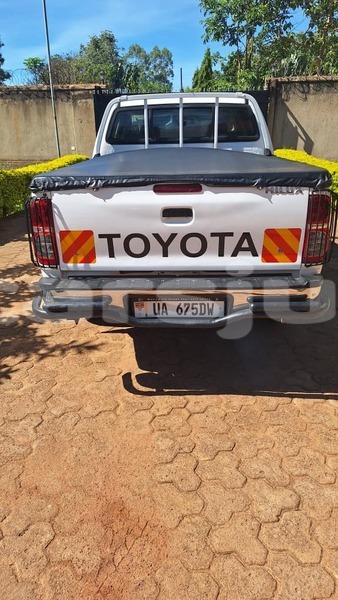 Big with watermark toyota hilux south sudan juba 831