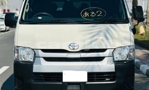 اشتري مستعمل Toyota Hiace White سيارة في Juba في South Sudan اشتري مستعمل Toyota Hiace White سيارة في Juba في South Sudan