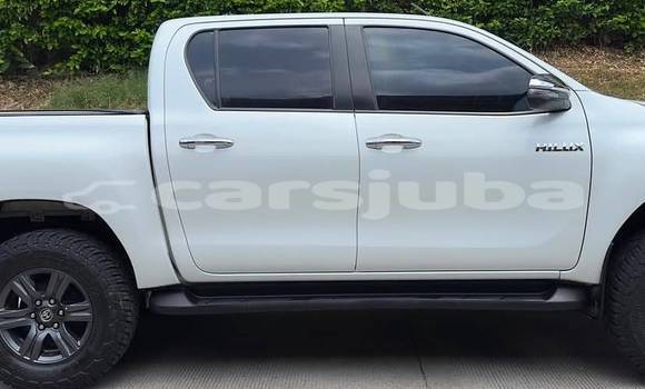 Buy Used Toyota Hilux White Car in Juba in South Sudan Buy Used Toyota Hilux White Car in Juba in South Sudan